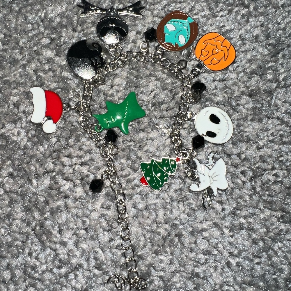 $5 Charm Bracelet. New. $5 if bundled - Picture 5 of 12